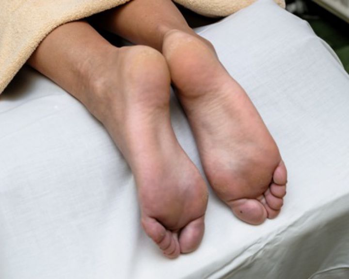 gydymas pėdos pėdos ką pirštų sąnariai skauda savo rankas