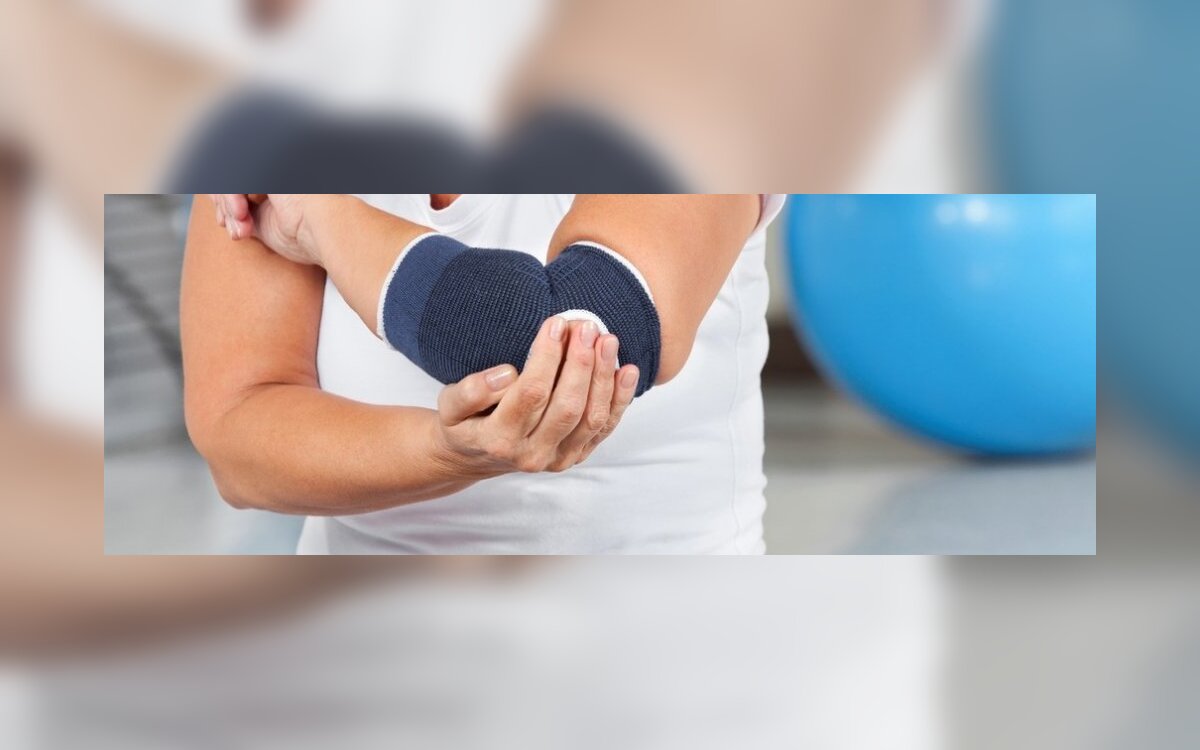 sąnarių sustingimas 30 metų ką daryti priežastys raumenų skausmas alkūnės sąnario