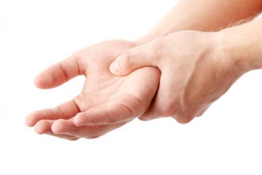 sumažinti skausmą rankas sąnarių kaip padėti su artritu rankas