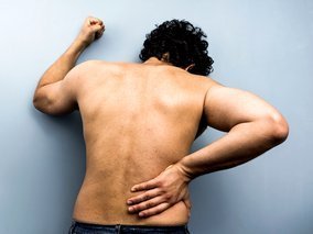 nugaros skausmas kairėje ir sąnarių