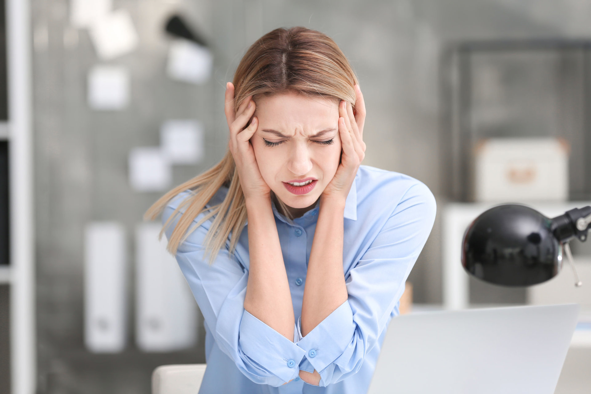 galvos skausmas nuovargis sąnarių skausmas gydymo metu į sąnarį iškritos