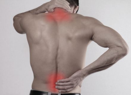 priežastys apatinės nugaros skausmą ir sąnarių artrito artritu sąnarių